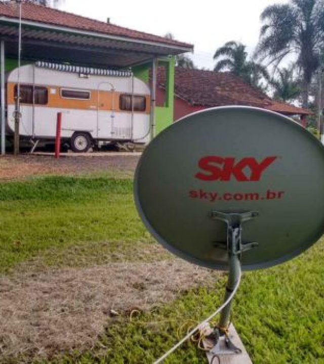 Apontando-a-antena-para-o-satelite-680x350